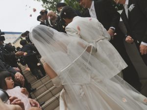 ディズニーアンバサダーホテルでの結婚式 披露宴 結婚式のオープニングムービーやプロフィールビデオ作成 招待状 ペーパーアイテム ならネスパdd